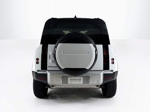 2025 Land Rover Defender P400 S