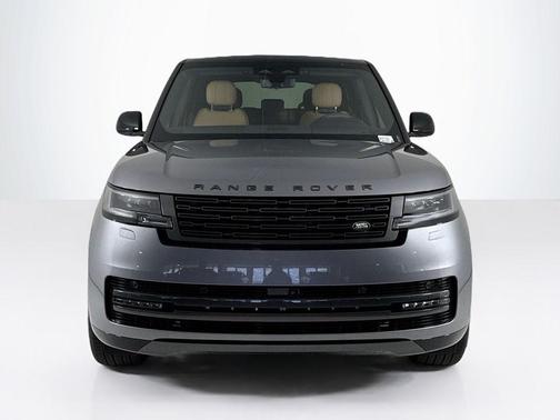 2025 Land Rover Range Rover P400 SE