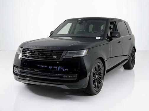 2025 Land Rover Range Rover P530 SE 7 Seat
