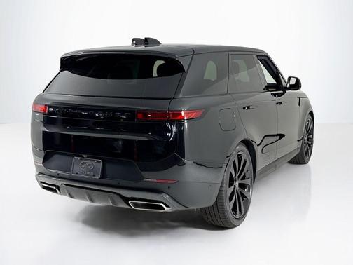 2025 Land Rover Range Rover Sport P360 SE