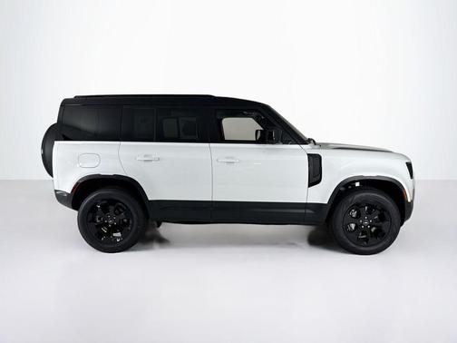 2025 Land Rover Defender P300