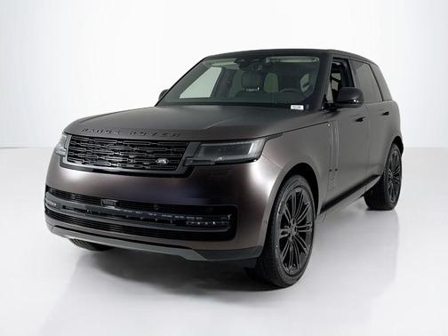 2026 Land Rover Range Rover P530 SE