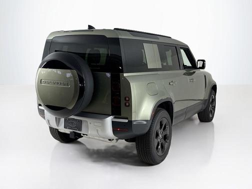 2025 Land Rover Defender P300