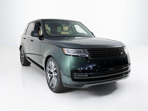 2025 Land Rover Range Rover P550e SE
