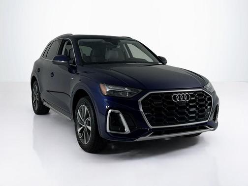 2022 Audi Q5 45 S line quattro Premium