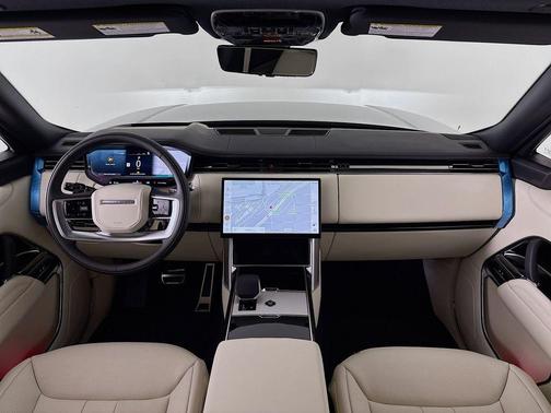 2025 Land Rover Range Rover P400 SE 7 Seat