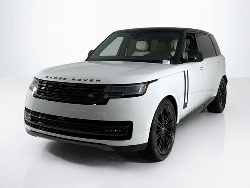 2025 Land Rover Range Rover P530 SE 7 Seat
