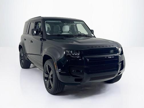 2025 Land Rover Defender P400 X-Dynamic SE
