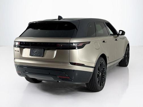 2026 Land Rover Range Rover Velar P250 Dynamic SE