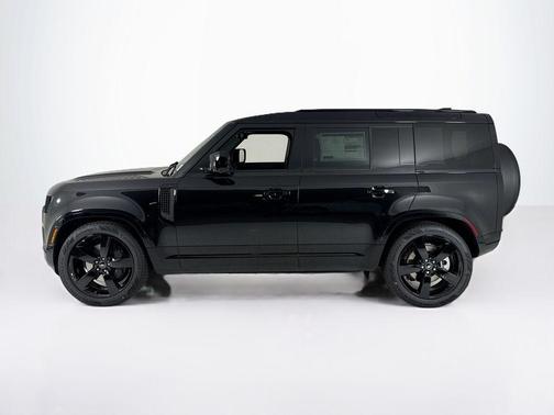 2025 Land Rover Defender P400 X-Dynamic SE