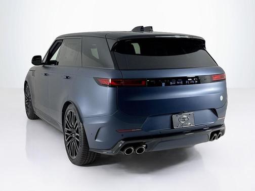 2025 Land Rover Range Rover Sport P635 SV Edition Two