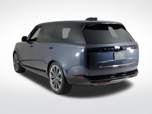 2025 Land Rover Range Rover P400 SE 7 Seat