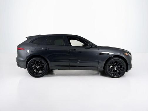 2025 Jaguar F-PACE P250 R-Dynamic S