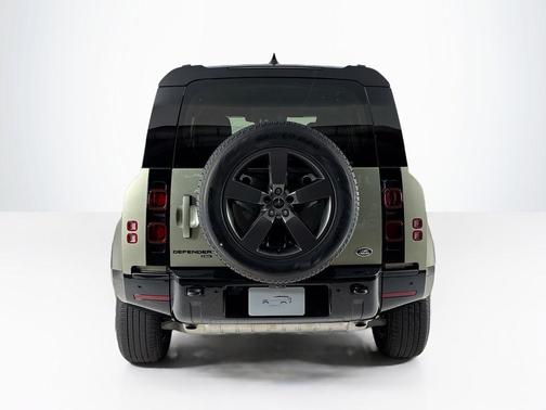 2023 Land Rover Defender 110 X-Dynamic SE