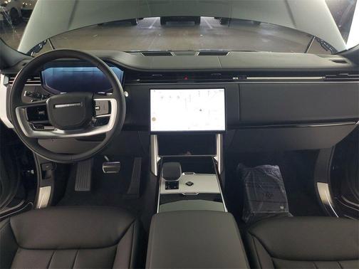 2025 Land Rover Range Rover P530 SE