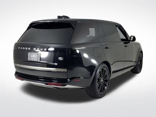 2023 Land Rover Range Rover P530 SE