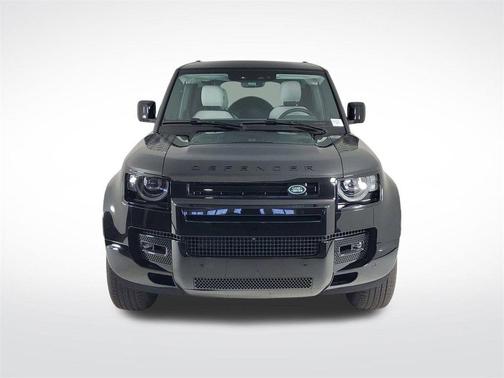 2025 Land Rover Defender P400 X-Dynamic SE