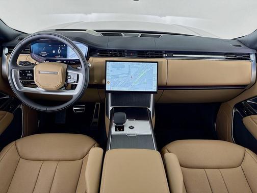 2025 Land Rover Range Rover P530 SE 7 Seat