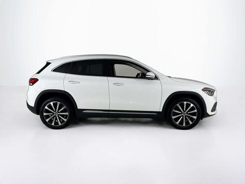 White 2021 Mercedes-Benz GLA 250 Base