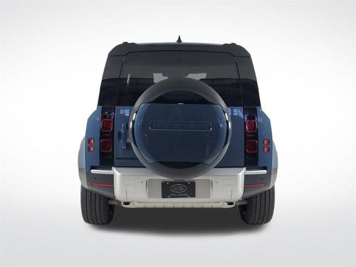 2024 Land Rover Defender P400 S