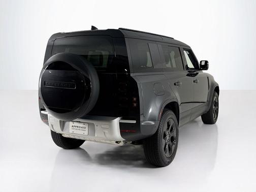 2025 Land Rover Defender P300