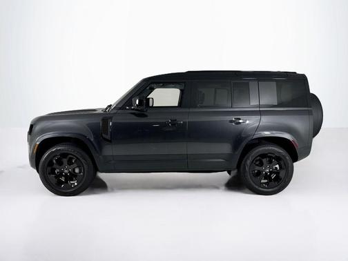 2025 Land Rover Defender P300