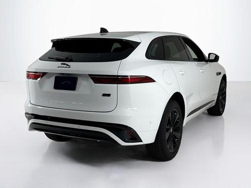 2026 Jaguar F-PACE P250 R-Dynamic S