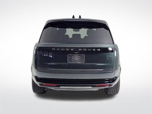 2025 Land Rover Range Rover P400 SE