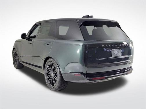 2025 Land Rover Range Rover P400 SE