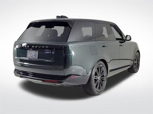 2025 Land Rover Range Rover P400 SE