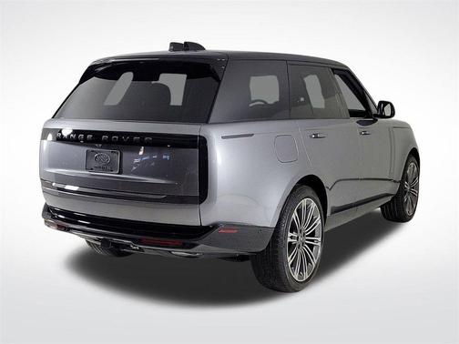 2025 Land Rover Range Rover P400 SE
