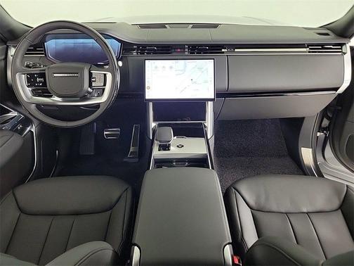 2025 Land Rover Range Rover P400 SE