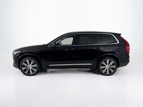 Onyx Black Metallic 2021 Volvo XC90 T6 Inscription 6 Passenger