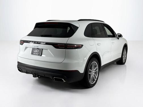 2023 Porsche Cayenne 