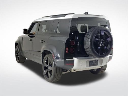 2024 Land Rover Defender P400 S