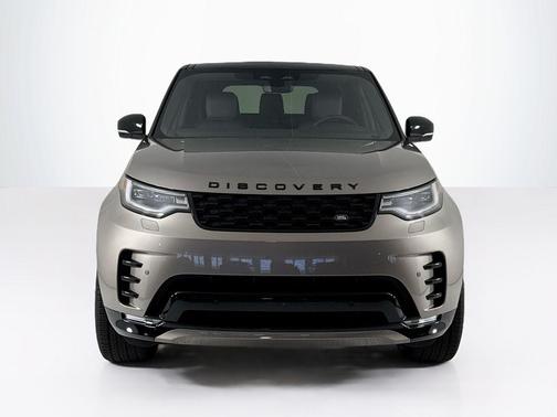2025 Land Rover Discovery P300 Dynamic SE