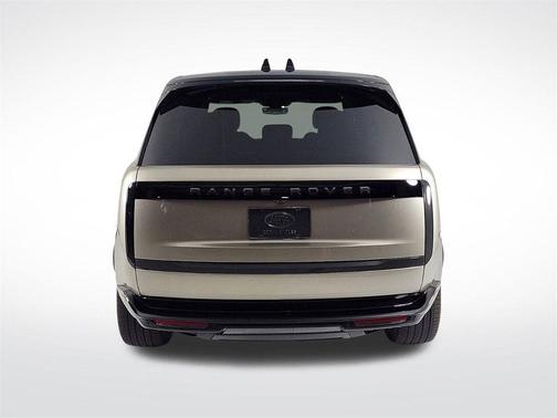 2025 Land Rover Range Rover P400 SE 7 Seat