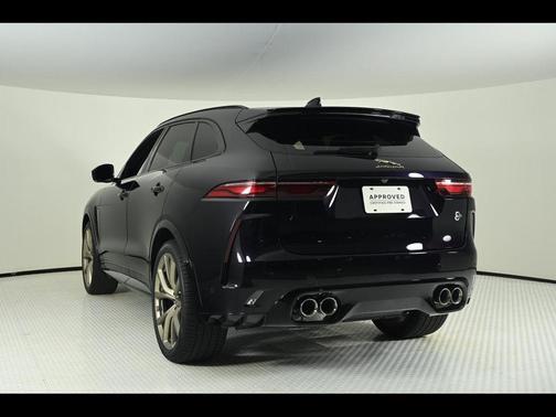 2023 Jaguar F-PACE SVR