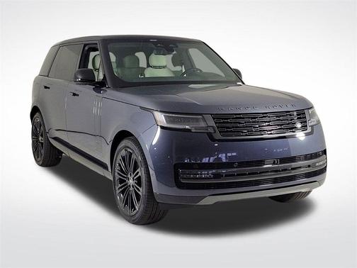 2025 Land Rover Range Rover P400 SE 7 Seat