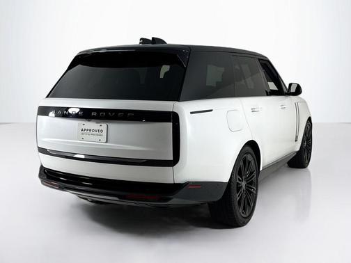 2023 Land Rover Range Rover P400 SE