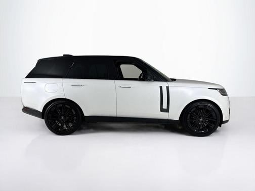 2023 Land Rover Range Rover P400 SE