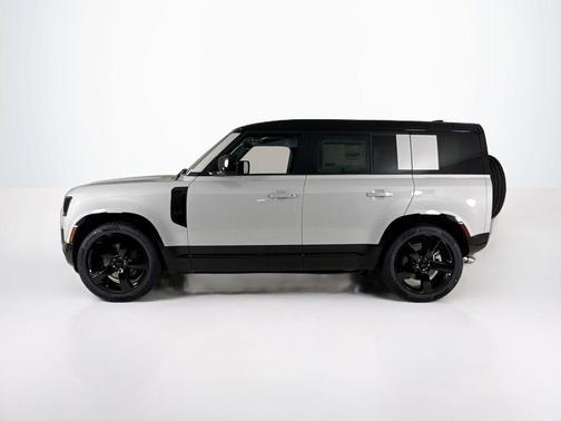 Borasco Grey 2026 Land Rover Defender P500 X-Dynamic SE