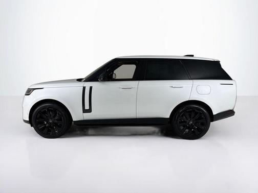 2025 Land Rover Range Rover P550e SE