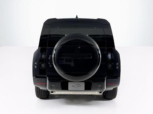 2026 Land Rover Defender P300 S