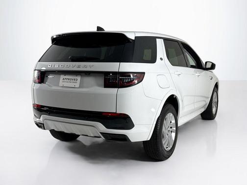 Fuji White 2024 Land Rover Discovery Sport Core S