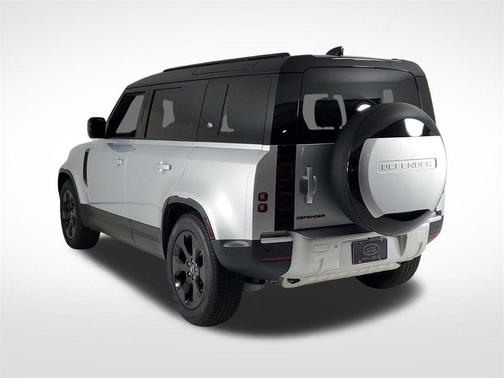 2024 Land Rover Defender P400 S