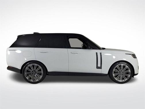 2025 Land Rover Range Rover P530 SE