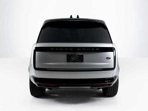2023 Land Rover Range Rover P400 SE