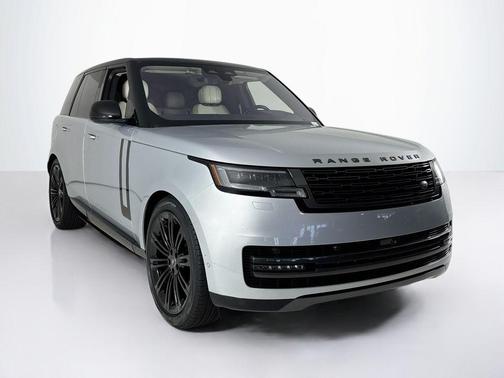 2023 Land Rover Range Rover P400 SE