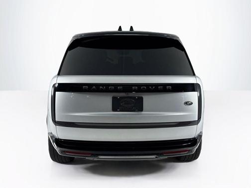 2023 Land Rover Range Rover P400 SE